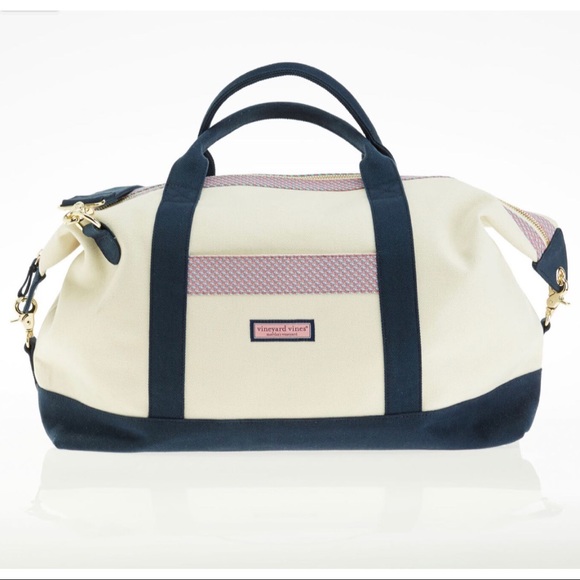 Vineyard Vines Handbags - Vineyard Whale Weekender Bag and Matching Wallet